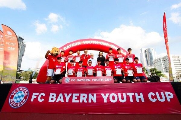 สปอร์ตไทย-บาวาเรีย ร่วมกับกลุ่มวังขนาย จัดการแข่งขัน FC BAYERN YOUTH CUP THAILAND 2017 รอบ National Final คัดเลือก 15 เยาวชนไปแข่งฟุตบอลที่เยอรมัน