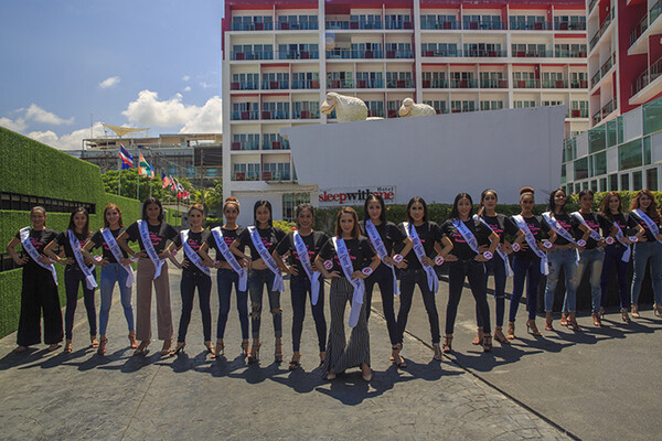 กิจกรรมการเก็บตัว Miss Queen Andaman Power 2017 ร่วมส่งเสริมให้ความรู้ด้าน HIV และ ฮอร์โมน ที่โรงแรมสลีพวิธมี ดีไซน์โฮเทล แอท ป่าตอง