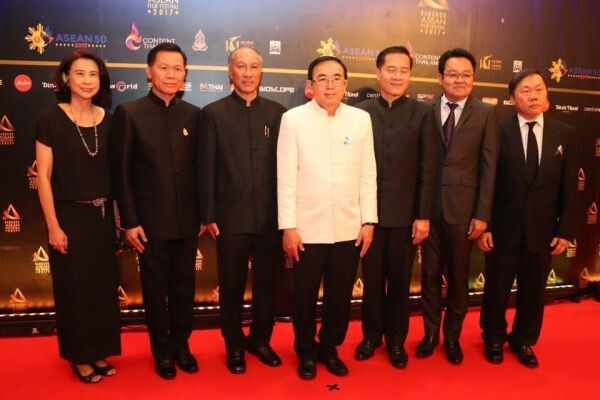 ภาพข่าว: นายวีระ โรจน์พจนรัตน์ รัฐมนตรีว่าการกระทรวงวัฒนธรรมเป็นประธานในพิธีเปิดงานเทศกาลภาพยนตร์อาเซียนแห่งกรุงเทพมหานคร