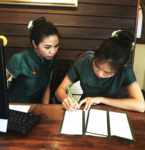 โอเอซิสสปาเปิดโอกาสให้กับนักศึกษาฝึกงานชาวไทยและชาวต่างชาติร่วมฝึกงานกับโอเอซิสสปาทุกสาขาทั่วประเทศ