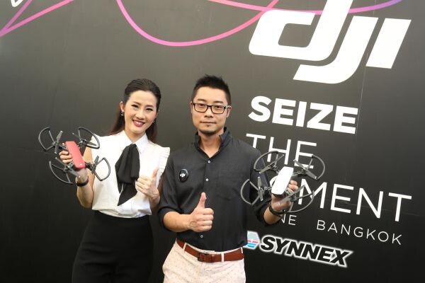 ภาพข่าว: ซินเน็คฯ จับมือ ดีเจไอ รุกตลาดโดรนทั่วประเทศ พร้อมเปิดตัว Spark โดรนไซส์มินิ ครั้งแรกในไทยต่อสื่อมวลชน