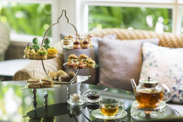 จิบชายามบ่ายอย่างเพลิดเพลินกับ “Royal Afternoon Tea” ชุดน้ำชาสุดหรูและของว่างแสนอร่อย ที่ เดอะ เบเกอรี่ โรงแรมพลาซ่า แอทธินี รอยัล เมอริเดียน