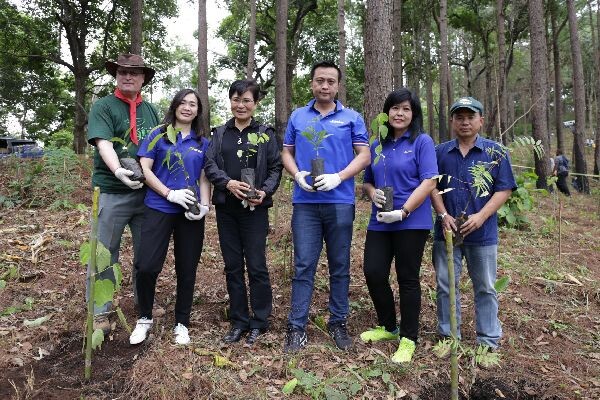 เบรกเกอร์ จับมือ มูลนิธิราชพฤกษ์? นำทีมอาสาสมัครคนรุ่นใหม่ กว่า 40 ชีวิต ร่วมกิจกรรมปลูกป่าBreaker Save Rainforest ในโครงการฟื้นฟูพื้นที่ป่าต้นน้ำม่อนแจ่ม ม่อนล่อง จ.เชียงใหม่