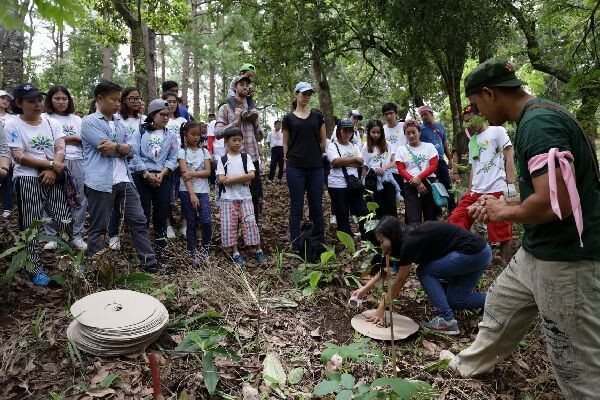 เบรกเกอร์ จับมือ มูลนิธิราชพฤกษ์? นำทีมอาสาสมัครคนรุ่นใหม่ กว่า 40 ชีวิต ร่วมกิจกรรมปลูกป่าBreaker Save Rainforest ในโครงการฟื้นฟูพื้นที่ป่าต้นน้ำม่อนแจ่ม ม่อนล่อง จ.เชียงใหม่