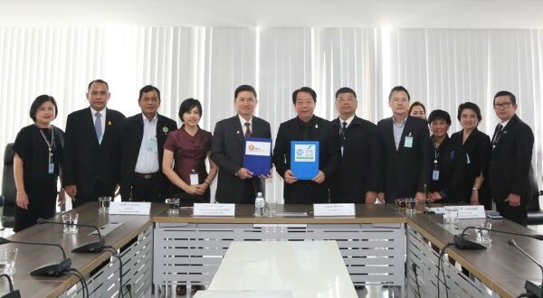 ภาพข่าว: SME Development Bank ลงนามบันทึกข้อตกลงความร่วมมือ สมาคมนักธุรกิจอาเซียน