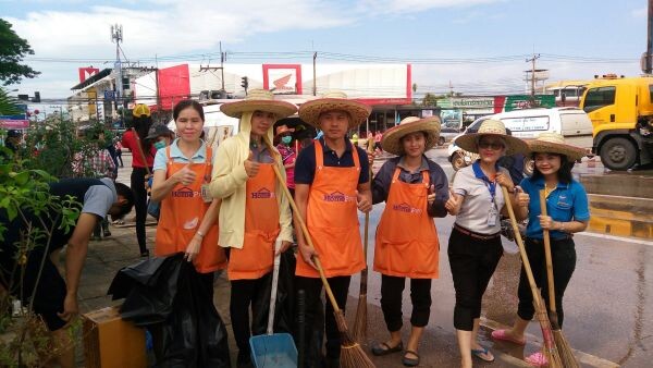 โฮมโปร มอบเงิน 5 แสนาท ส่งน้ำใจช่วยเหลือพี่น้องภาคอีสาน ที่ประสบภัยน้ำท่วม ผ่านมูลนิธิอาสาเพื่อนพึ่ง (ภาฯ) ยามยาก สภากาชาดไทย หนุนลูกค้าฟื้นฟูซ่อมแซมบ้านครั้งใหญ่