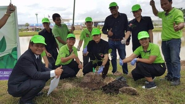 กลุ่มบริษัทศรีตรัง จัดงาน “โรงงานสีเขียว สร้างคุณค่า เพื่ออนาคตยางพาราไทย” พร้อมกัน 30 สาขาทั่วประเทศ