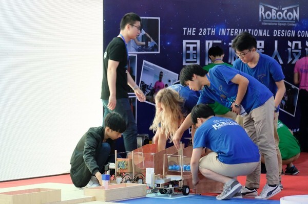 เด็กไทยคว้ารองแชมป์สร้างหุ่นโลกที่จีน! ในเวทีการแข่งขันออกแบบหุ่นยนต์นานาชาติ IDC Robocon 2017