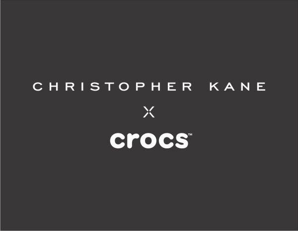 CROCS เปิดตัวคอลเลคชั่น THE CHRISTOPHER KANE X CROCS ลิมิเต็ด อิดิชั่น ที่จับมือกันกับ Christopher Kane’s Pre-Fall 2017