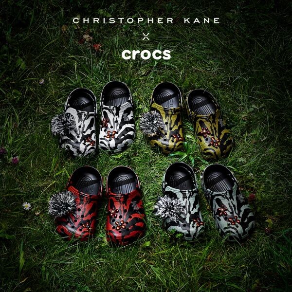 CROCS เปิดตัวคอลเลคชั่น THE CHRISTOPHER KANE X CROCS ลิมิเต็ด อิดิชั่น ที่จับมือกันกับ Christopher Kane’s Pre-Fall 2017