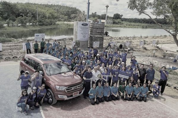ฟอร์ดนำทีมอาสาสมัครสานต่อกิจกรรม Ford Global Caring Month มอบน้ำให้ชุมชนในโครงการ Water Go Green