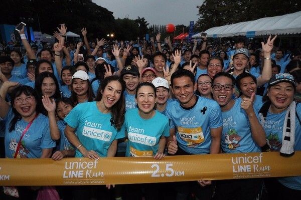 UNICEF LINE Run วิ่งเพื่อเด็กทุกคนได้มี #โอกาสที่เท่าเทียม งานวิ่งการกุศลครั้งประวัติศาสตร์ มีผู้ร่วมกิจกรรมมากกว่า 8,500 คน ณ สวนหลวง ร.9