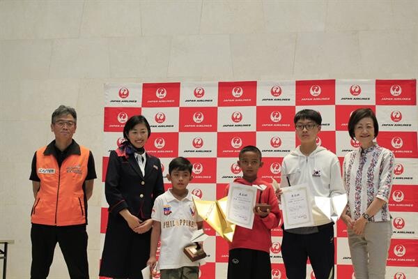 เด็กไทยขึ้นแท่นแชมป์แห่งเอเชีย กวาด 5 รางวัลจากการแข่งขันเครื่องบินกระดาษพับชิงแชมป์เอเชีย ณ ประเทศญี่ปุ่น