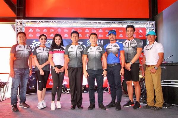โหน เจด้า พระนางช่อง7 รวมใจ ร่วมงาน เทศกาลปั่นจักรยานนานาชาติ “สปินแมน ไซคลิ้ง เฟส 2017”