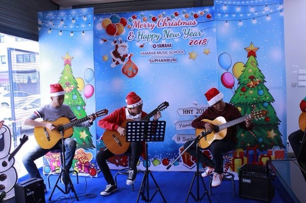 นักเรียนดนตรียามาฮ่าสุพรรณบุรี ยิ้มรับความสุขเทศกาลคริสต์มาส-ปีใหม่ ตอบโจทย์ดนตรียุค 4.0 เพื่อคนรุ่นใหม่