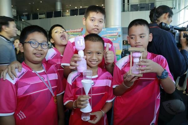ก.วิทย์ฯจัดงานวันเด็กแห่งชาติ ปี 61 ชูแนวคิด “นักวิทย์น้อย ตามรอยพระบิดาวิทยาศาตร์ไทย” สานฝันเด็กไทยผ่านนวัตกรรม สู่ Thailand 4.0