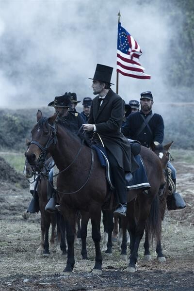 14 มกราคมนี้ ช่อง 28 ส่งภาพยนตร์เรื่อง “Lincoln (ลินคอล์น)” ล้วงลึกช่วงเสี่ยงอันตราย เผยนาทีลอบสังหาร ของผู้นำแห่งอเมริกา