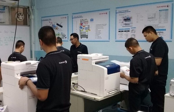 ฟูจิ ซีร็อกซ์ พรินเตอร์ ร่วมมือกับโรงเรียนพระดาบส เปิดหลักสูตรเสริมวิชาชีพทางเลือก “เทคโนโลยีเครื่องพิมพ์สำนักงาน” เป็นครั้งแรกในประเทศไทย