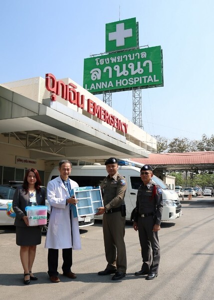 ภาพข่าว: รพ.ลานนา สนับสนุนชุดยาปฐมพยาบาล ตำรวจท่องเที่ยว จ.เชียงใหม่ ….