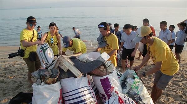 “Trash Hero” กลุ่มคนรักษ์ทะเล ใน หนองโพ ๙ ตามพระราชปณิธาน สานต่ออาชีพที่พ่อให้