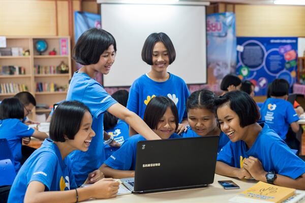 ซัมซุงดึง 4 แนวร่วมสร้างแรงบันดาลใจ ปลุกกระแสการศึกษาศตวรรษใหม่ มอบ “ห้องเรียนแห่งอนาคต” ให้เด็กไทย