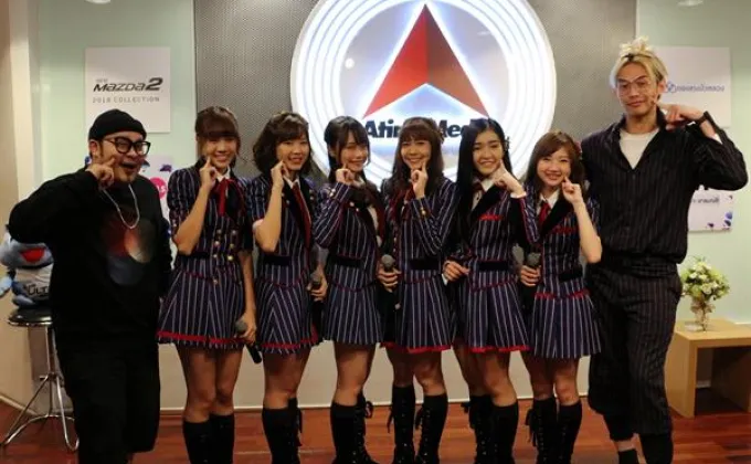 ภาพข่าว: 6 สาว BNK48 ชวนโอตะฟังซิงเกิ้ลใหม่!