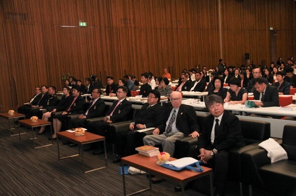 มหาวิทยาลัยอีสเทิร์นเอเชียร่วมกับภาครัฐ เอกชน และสถาบันการศึกษา จัดงานประชุมวิชาการระดับนานาชาติ เตรียมรับมือเมื่อไทยเข้าสู่สังคมสูงวัย พร้อมหาแนวทางพัฒนาสังคมผู้สูงอายุเพื่อคุณภาพชีวิตและสังคมที่ยั่งยืน