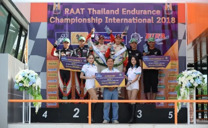 “โตโยต้า ทีมไทยแลนด์” ฉลองชัยชนะยกทีมขึ้นโพเดียมรับแชมป์รุ่นและโอเวอร์ออล