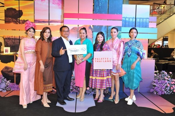 ททท. เปิดแคมเปญ Palette of Thailand ครั้งแรกกับการนำสีสันเมืองไทยเป็นเครื่องสำอาง ปลุกตลาดผู้หญิง สร้างแรงบันดาลใจในการท่องเที่ยว