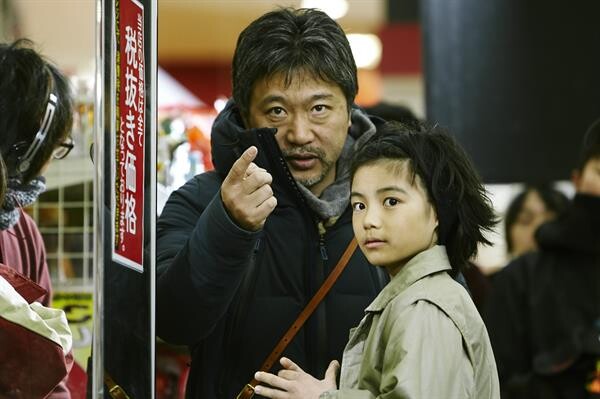 น้องมิยุ น้องไคริ 2 นักแสดงเด็กส่งตรงความน่ารักจากญี่ปุ่นถึงคนไทย  พูดภาษาไทยชวนดู Shoplifters ครอบครัวที่ลัก 2 สิงหาคมนี้