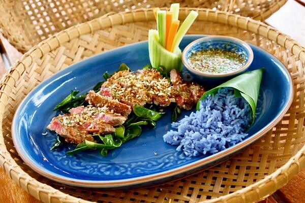 ลิ้มลองรสชาติใหม่ สเต็กสไตล์ไทย จากห้องอาหารไทยสวนบัวณ โรงแรมเซ็นทาราแกรนด์บีชรีสอร์ทและวิลลา หัวหิน หัวหิน