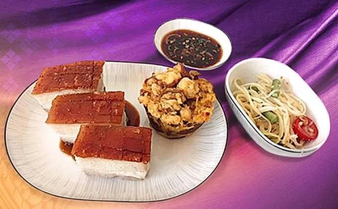 ภาพข่าว: การบินไทยให้บริการอาหารจานพิเศษต้อนรับเทศกาล