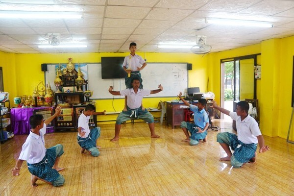 “คณะโขน” โรงเรียนปะเหลียนผดุงสิทธิ์ จังหวัดตรัง 'สืบสาน-สร้างสุข’ สนุกกับการเรียนรู้ศิลปวัฒนธรรมไทย