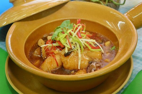 อาหารประจำเดือนพฤศจิกายน ห้องอาหารจีน เจด การ์เด้น เมนู "ปลาเก๋าน้ำแดงหม้อดิน"