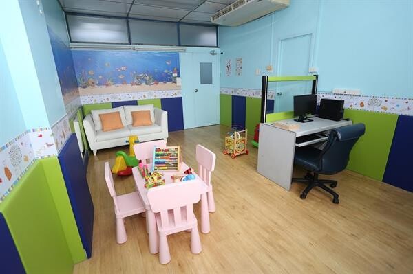 มูลนิธิ โรนัลด์ แมคโดนัลด์ เฮาส์ ประเทศไทย (RMHC Thailand) ร่วมส่งเสริมพัฒนาการเด็ก มอบห้องสันทนาการแห่งใหม่ ณ ร.พ. วชิรพยาบาล