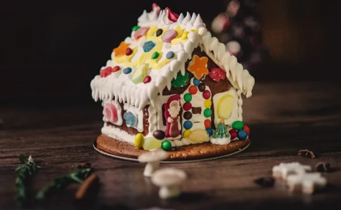 กิจกรรมตกแต่งบ้านขนมปังขิงสำหรับครอบครัวในช่วงเทศกาลคริสมาสต์