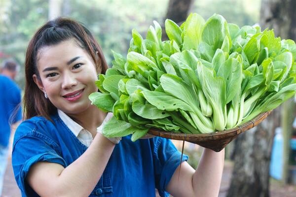 สามพรานโมเดล &เกษตรกรอินทรีย์แฮปปี้ คนไทยตื่นตัวบริโภคออร์แกนิก แห่ร่วมงานสังคมสุขใจล้นหลาม ยอดพุ่งทะลุเป้า 2 หมื่นคน