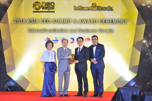 ภาพข่าว: ทรูคอฟฟี่ รับรางวัลสุดยอดแบรนด์ชั้นนำร้านกาแฟไทยในงาน 2018 ASIA CEO SUMMIT & AWARD CEREMONY