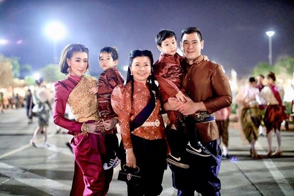 ชาวสาธิตกรุงเทพธนบุรี ร่วมงาน “อุ่นไอรัก 2”