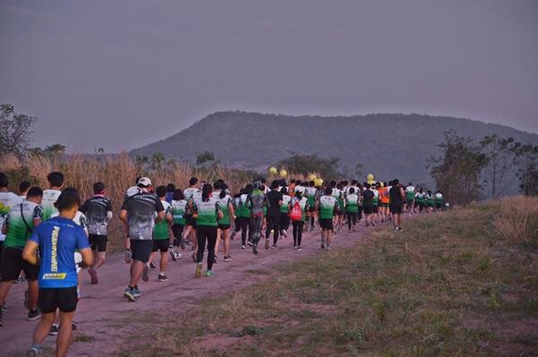 CPF Run for Charity ปี 3 จัดวิ่งสนามแรก กระตุ้นอนุรักษ์ป่าเขาพระยาเดินธง