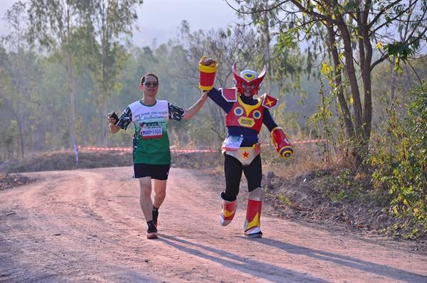 CPF Run for Charity ปี 3 จัดวิ่งสนามแรก กระตุ้นอนุรักษ์ป่าเขาพระยาเดินธง