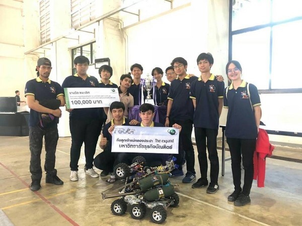 ภาพข่าว: วิศวะฯ DPU เจ๋ง!! คว้าแชมป์การแข่งขันหุ่นยนต์ ปฏบัติการทางเทคโนโลยีนิวเคลียร์ประจำ ปี2561