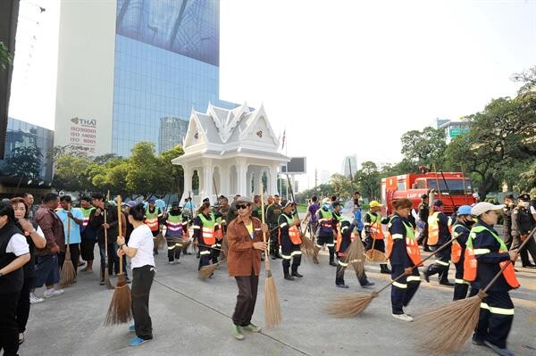 การบินไทยร่วมกับสำนักงานเขตจตุจักรจัด Big Cleaning Day ทำความสะอาดเพื่อลดฝุ่นละออง