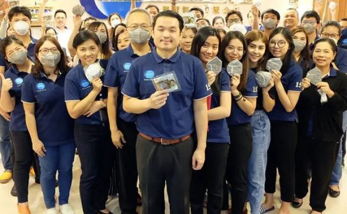 ภาพข่าว: “โกลเบล็ก”ใส่ใจสุขภาพพนักงานมอบหน้ากากN95ป้องกันฝุ่น