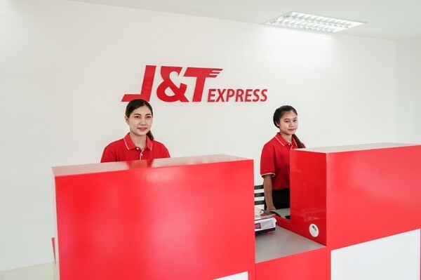 J&T Express บริการจัดส่งพัสดุด่วน พร้อมเปิดให้บริการ 365 วัน แบบไม่มีวันหยุด ครั้งแรกในไทย มั่นใจระบบ ส่งรวดเร็ว ปลอดภัย ตรงเวลา ตอบโจทย์ลูกค้าธุรกิจอีคอมเมิร์ซ