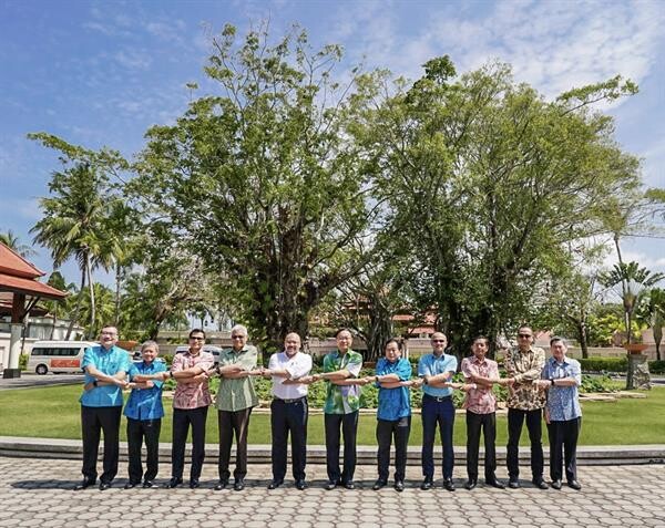 ภาพข่าว: ดีอี ใช้เวที “ASEAN Digital Ministers’ Retreat” หารืออาเซียน เพื่อมุ่งสู่การปรับเปลี่ยนเพื่อเช้าสู่ยุคดิจิทัล