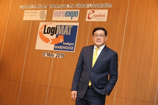 "เอ็กซ์โปลิงค์ฯ" ผนึก "ยูโร เอ็กซ์โป" และ "เมสเซ่ สตุ๊ตการ์ท" ผู้นำด้านการจัดงานด้านโลจิสติกส์ใหญ่ที่สุดในโลก ร่วมมือจัดงานครั้งใหญ่ในเมืองไทย "LogiMAT-Intelligent Warehouse" ดันไทยเป็นศูนย์กลางในตลาดเอเชียตะวันออกเฉียงใต้