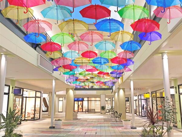 ถ่ายรูปกับงานศิลปะร่มหลากสีสันรับฤดูฝน ที่งาน #JAZZ KASA 2019 MITSUI OUTLET PARK JAZZ DREAM NAGASHIMA