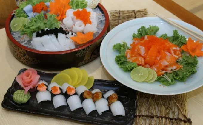 “ปลาหมึกญี่ปุ่น - ห้องอาหารญี่ปุ่นไดอิจิ”