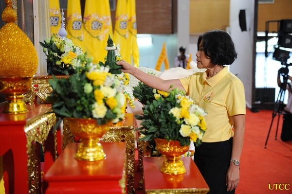 ภาพข่าว: มหาวิทยาลัยหอการค้าไทย นำนาค 110 ถวายพระพรชัยมงคล